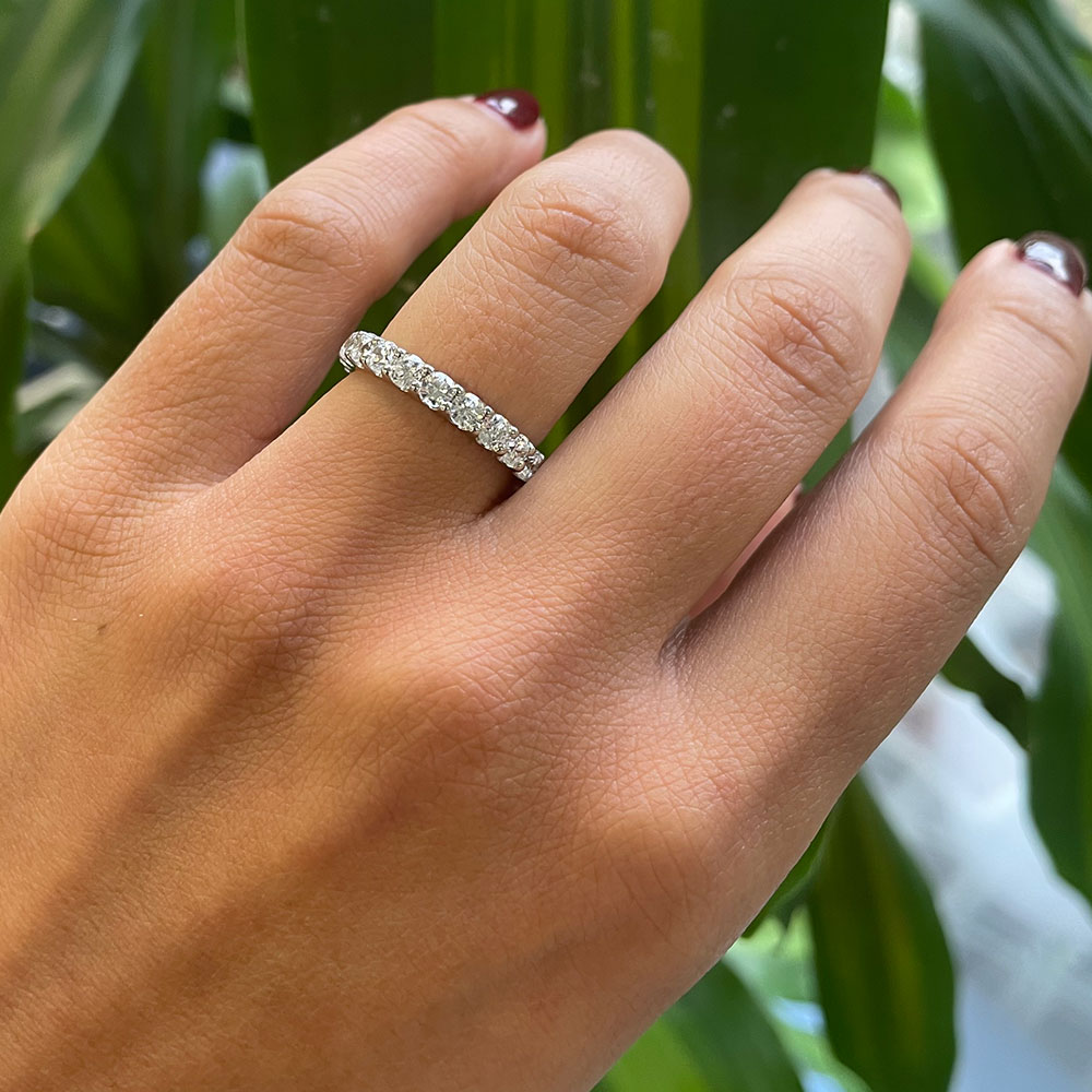 Zo snel als een flits schommel Het is de bedoeling dat 10 Point Eternity Diamond Wedding Ring | Temple & Grace AU
