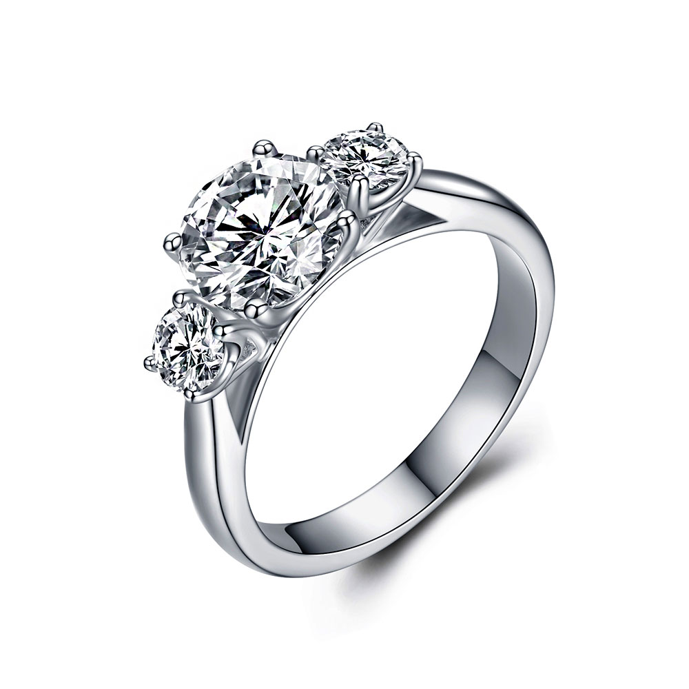 Round Brilliant Cut Diamond Trilogy Engagement Ring