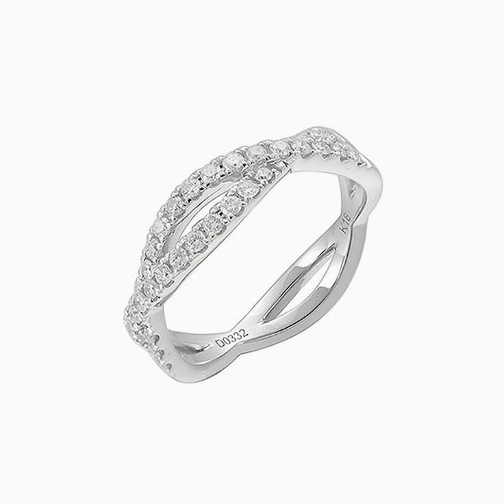 Diamond crossover stack ring 3144